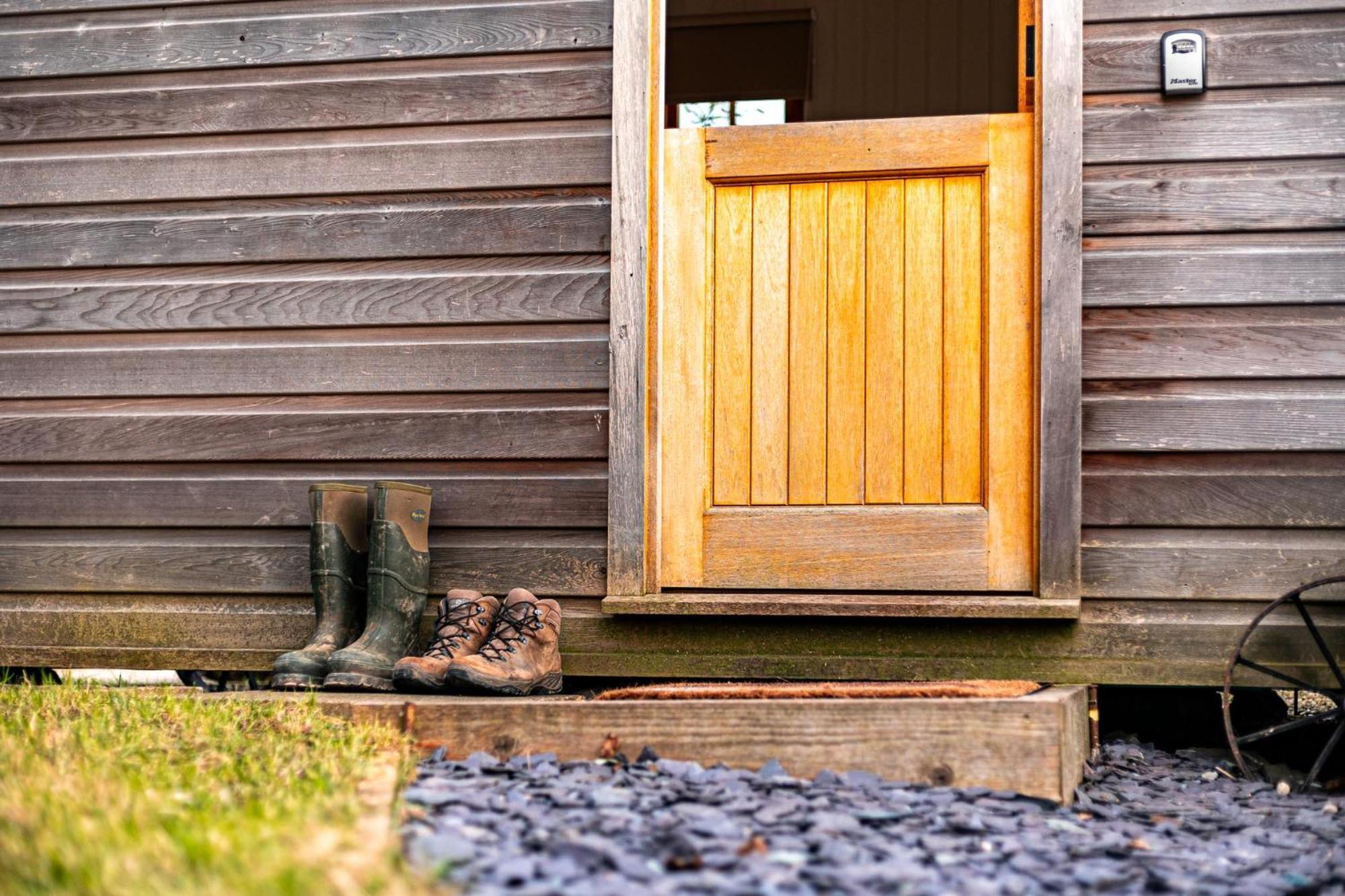 Shepherds Hut, West Ayton, Скарборо Экстерьер фото